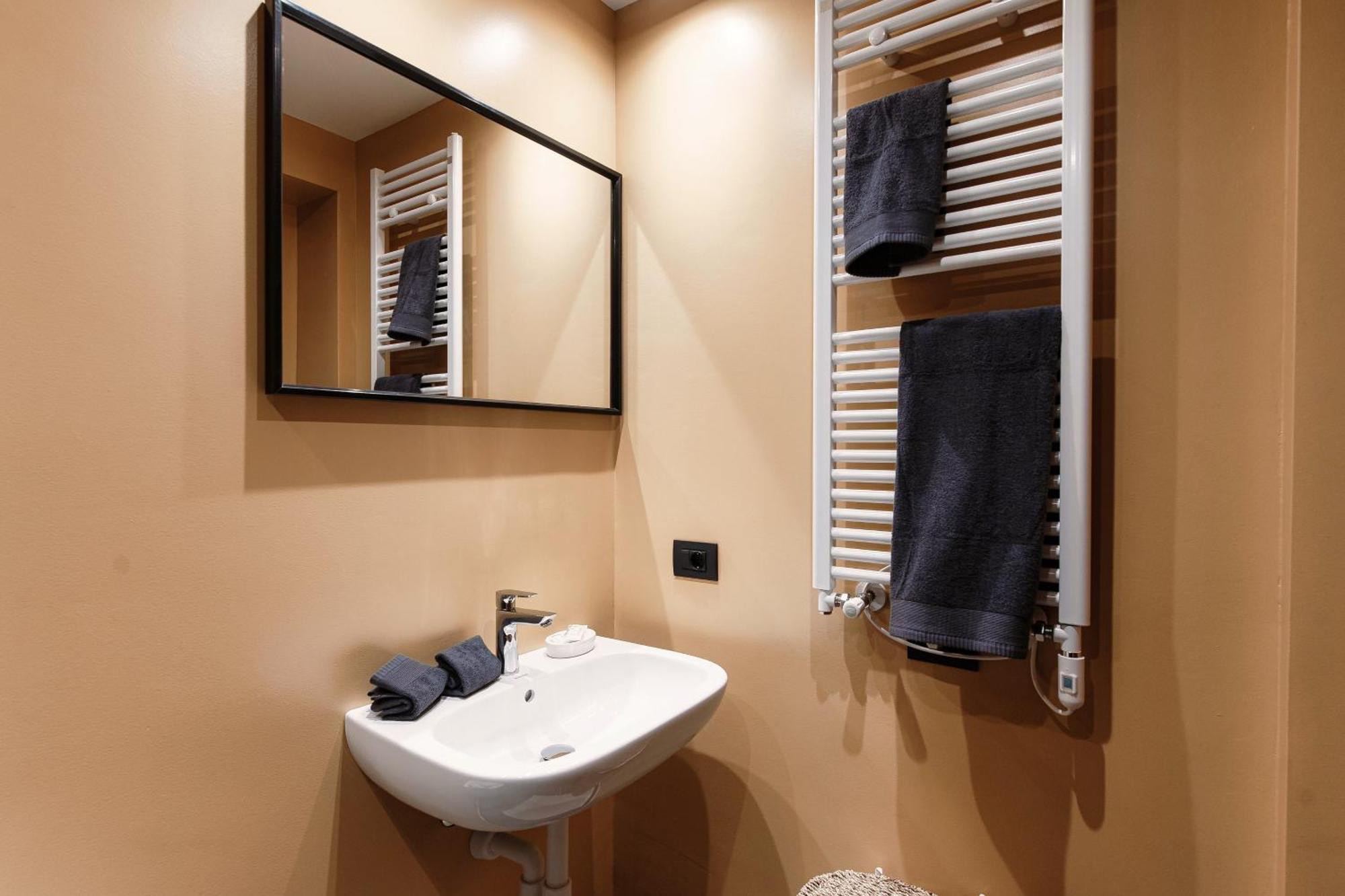 Crotto Polirolo - The House Of Travelers Apartman Cernobbio Kültér fotó