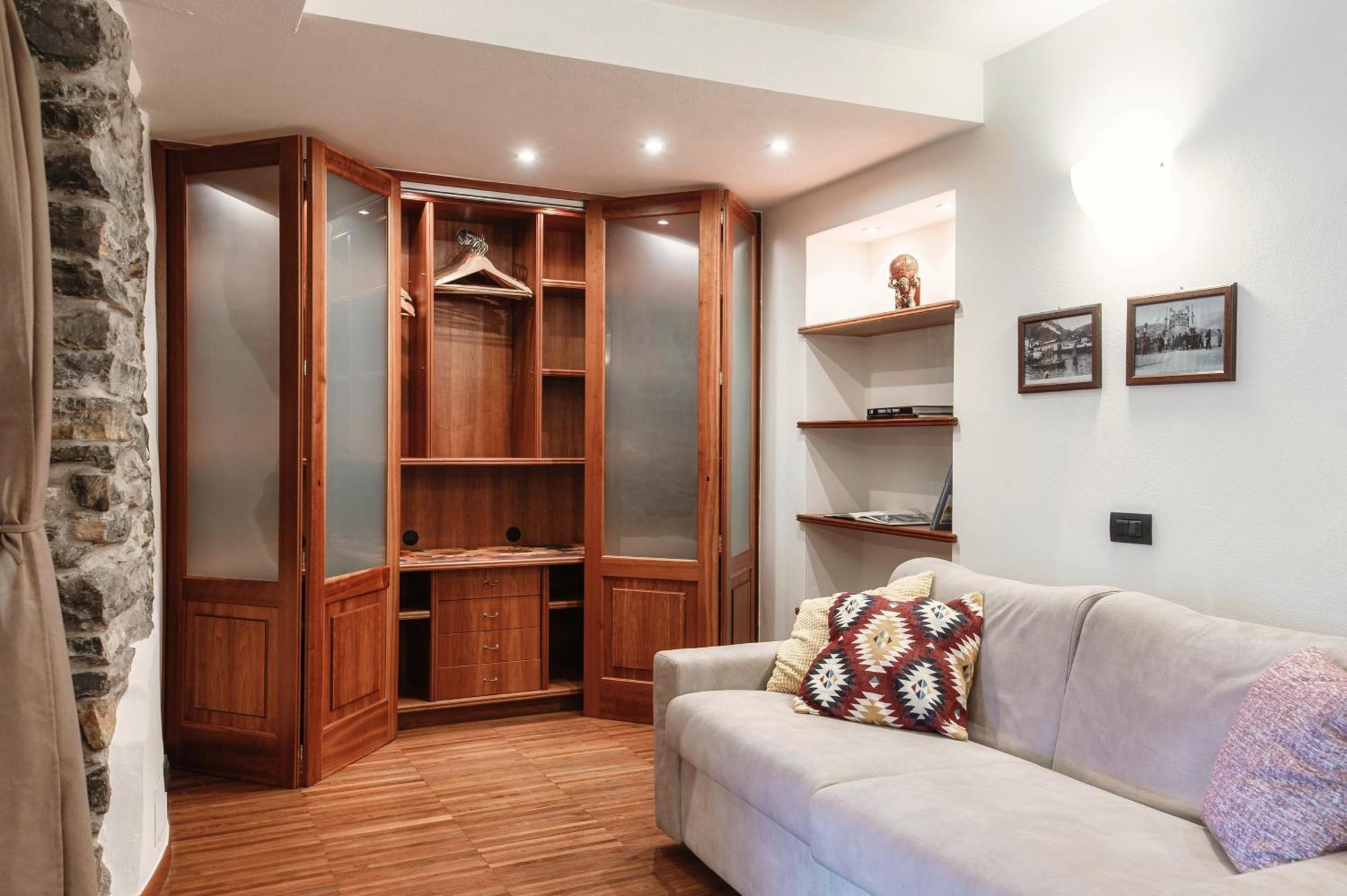 Crotto Polirolo - The House Of Travelers Apartman Cernobbio Kültér fotó