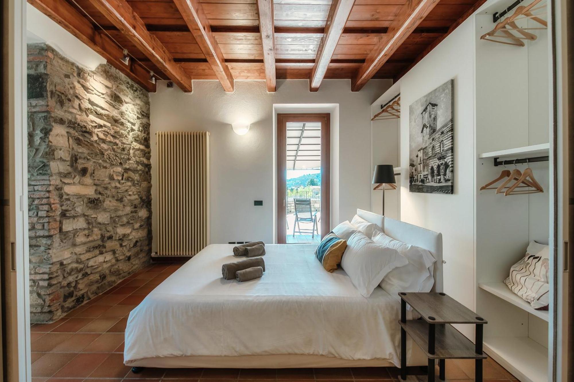 Crotto Polirolo - The House Of Travelers Apartman Cernobbio Kültér fotó